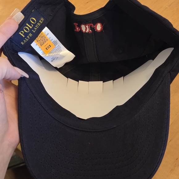 Ralph Lauren Navy Blue Cap with Red Logo - Picture 4 of 6